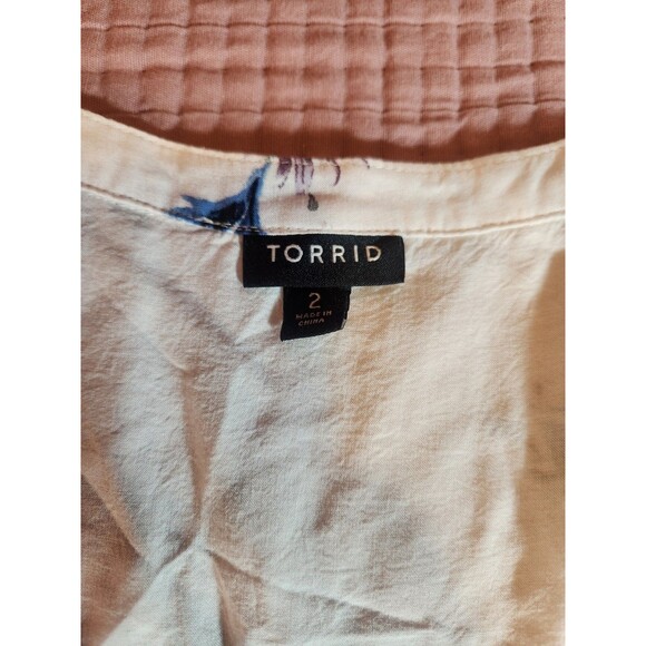 Torrid Womens Babydoll Challis Button Front Top Size 2 Floral Short Sleeve - Picture 3 of 6